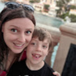 Meet your Posher, Julia